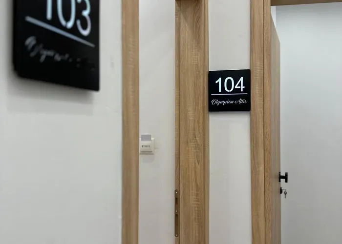 Olympian Altis Hotel 2*